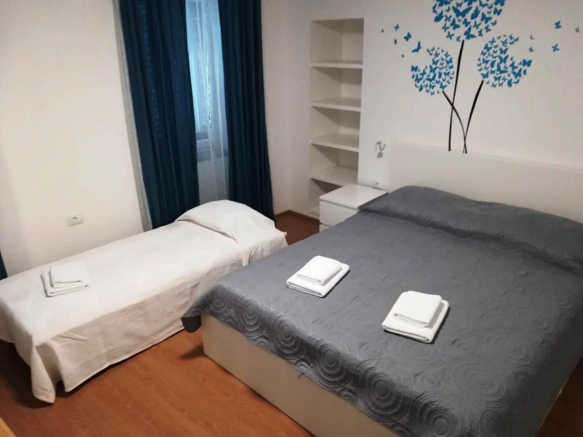 Apartments And Rooms Oliva Cres Luaran gambar