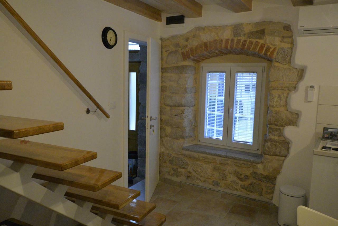 Apartments And Rooms Oliva Cres Luaran gambar
