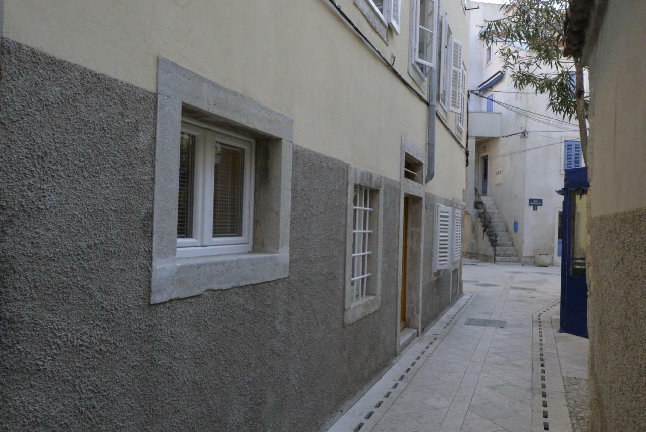 Apartments And Rooms Oliva Cres Luaran gambar