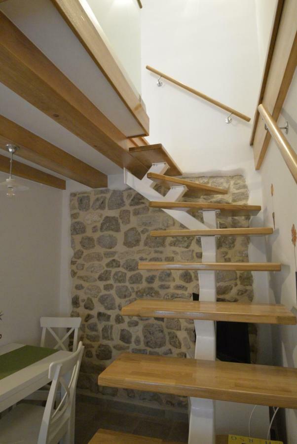 Apartments And Rooms Oliva Cres Luaran gambar