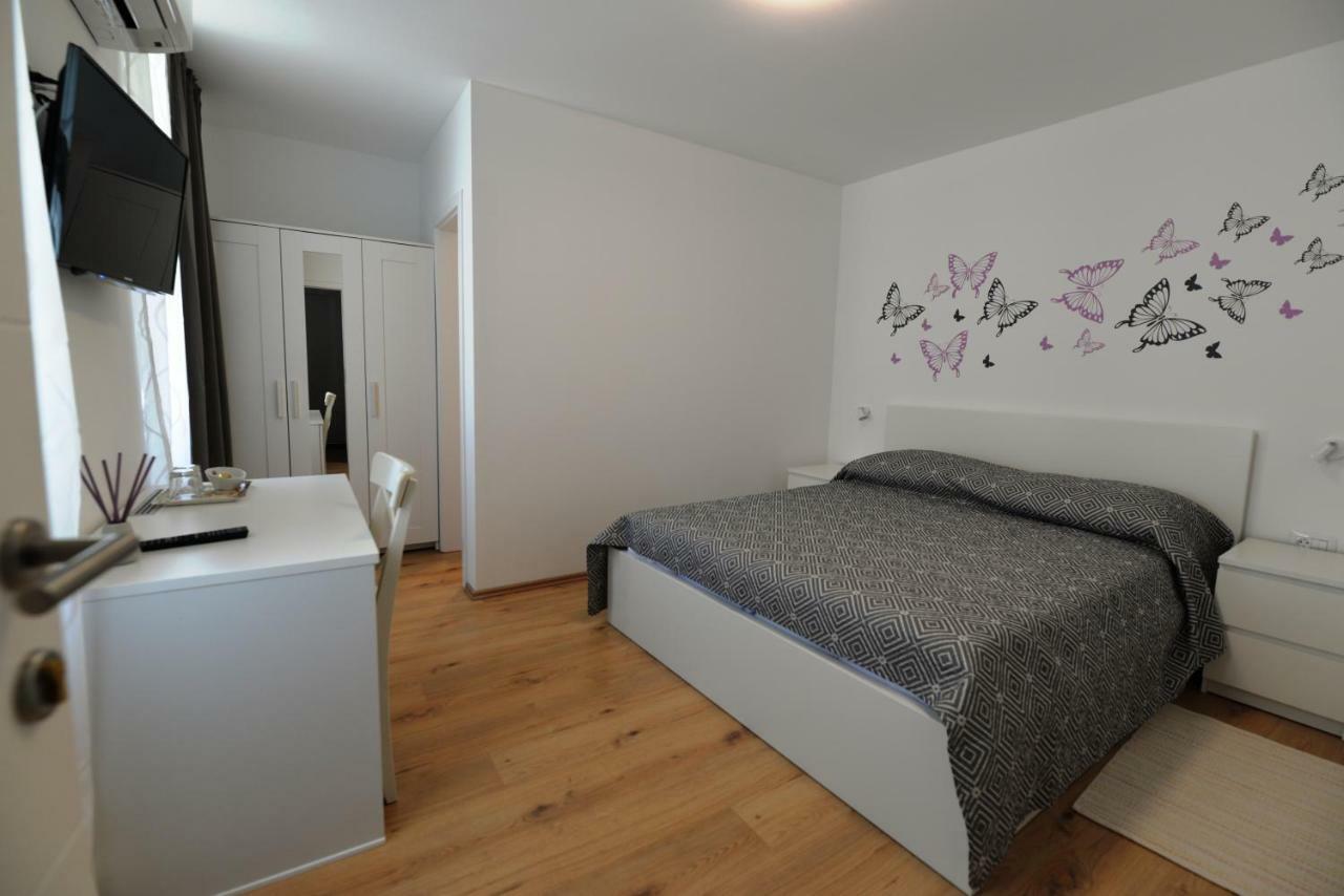 Apartments And Rooms Oliva Cres Luaran gambar