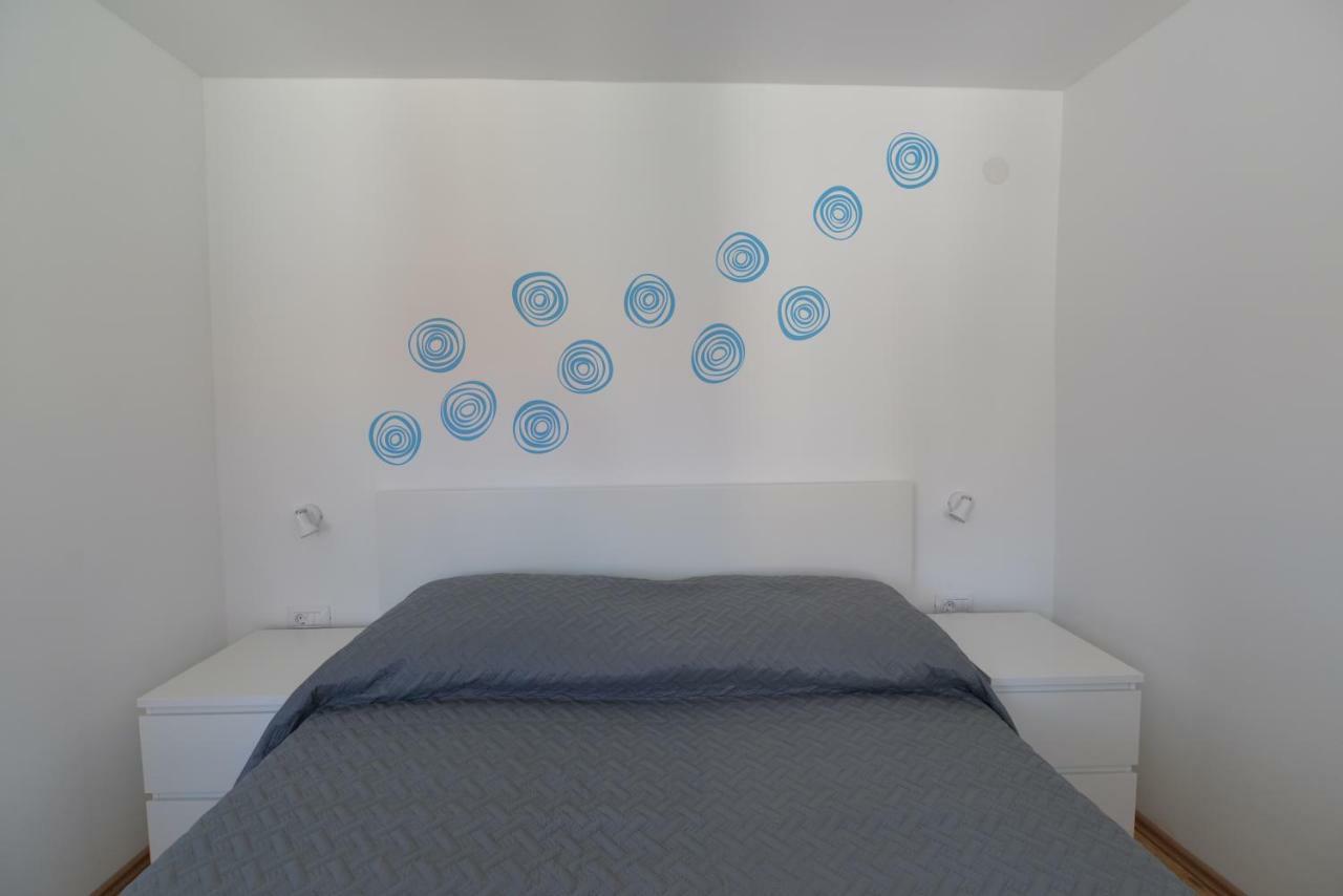 Apartments And Rooms Oliva Cres Luaran gambar