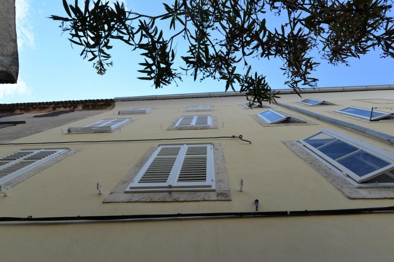 Apartments And Rooms Oliva Cres Luaran gambar